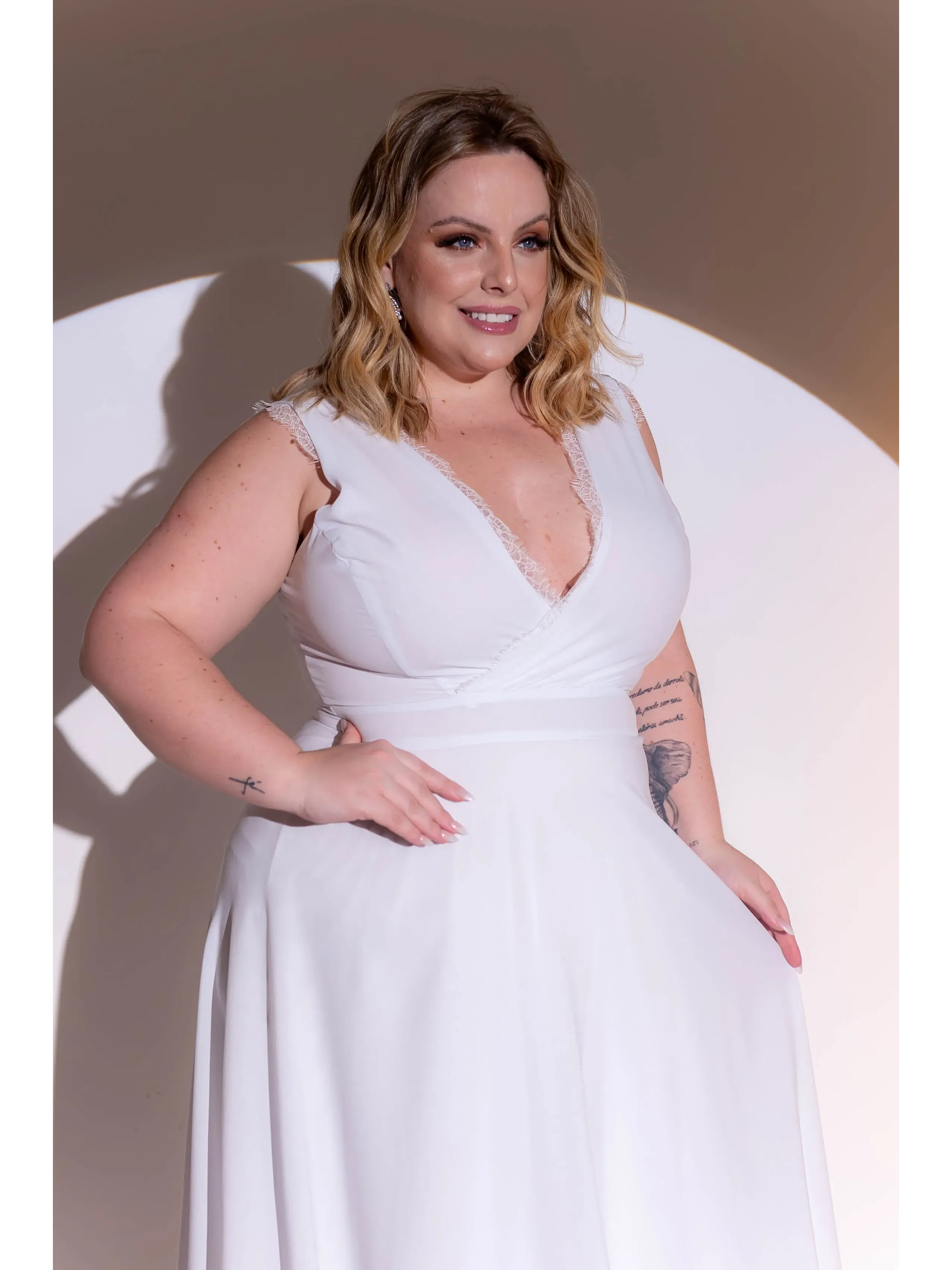 longo branco alça com renda e saia fluida KK18.2.webp